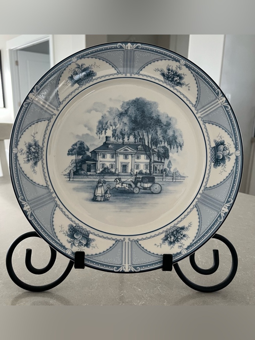 Keltcraft Noritaki Ireland Peachtree Manor 10.5” Plate 9175